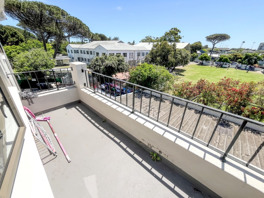 To Let 2 Bedroom Property for Rent in Pinelands Western Cape